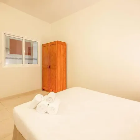 Дом отдыха Guestready - Candido Dos Reis Beachfront Living