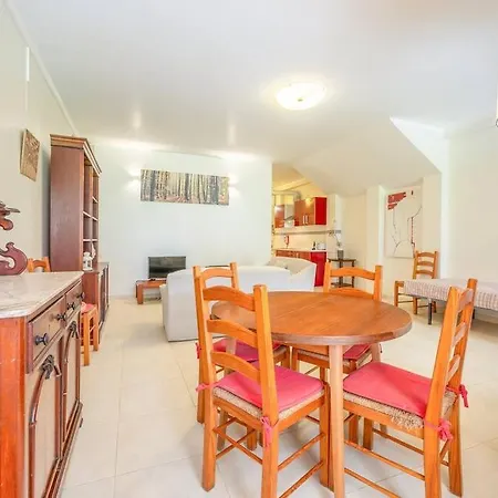 Дом отдыха Guestready - Candido Dos Reis Beachfront Living *