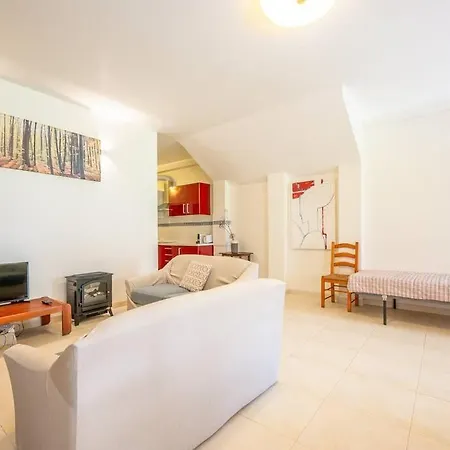 Дом отдыха Guestready - Candido Dos Reis Beachfront Living *